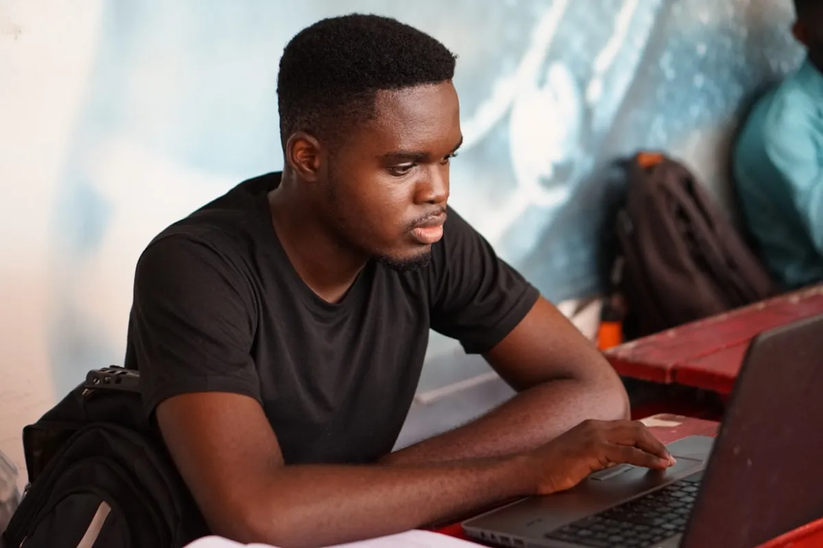 Students learning together in a Nigerian classroom